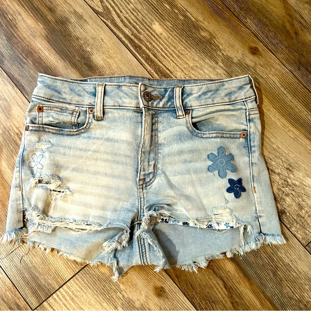 AE next level up shorts size 4